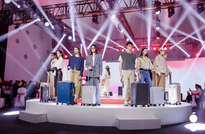 只为超越：ECHOLAC爱可乐60周年“箱”伴非凡之旅